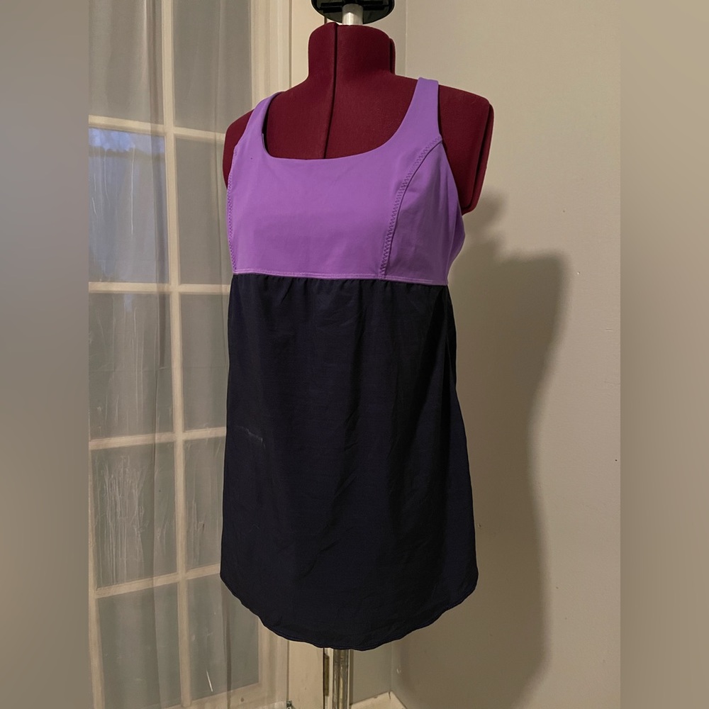 LULULEMON venus tank color inkwell and power purple size 8
